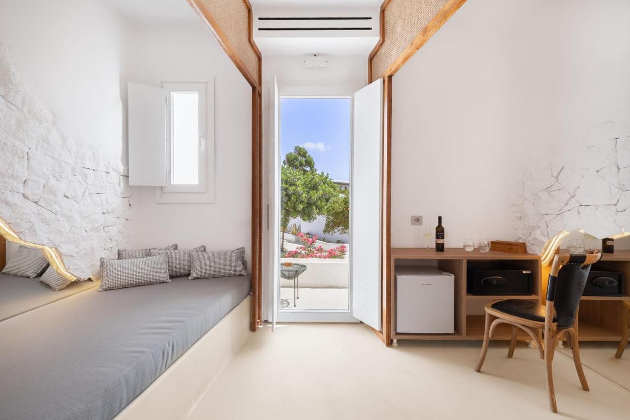 Faos Exclusive Suites Ornos  Esterno foto